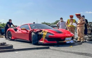 Thông tin mới nhất vụ ô tô Ferrari đâm xe máy làm 1 người tử vong
