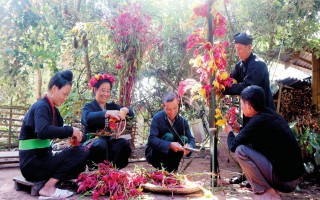 Âm hưởng lạ từ Tết Hoa của người Cống