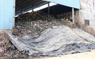 TP.HCM: Hai công ty xử lý rác thải gây ô nhiễm bị "tuýt còi"